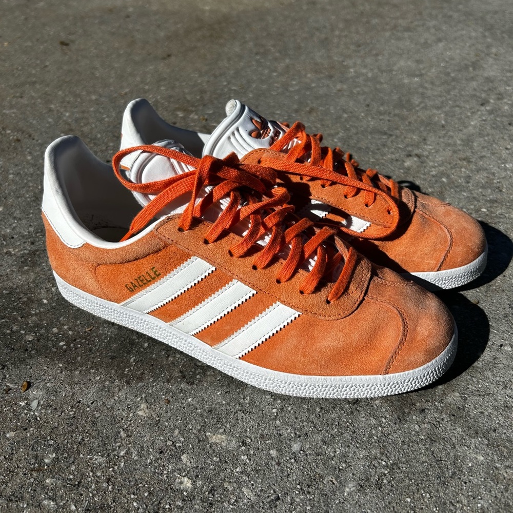 Adidas Original Gazelle in Orange W9/M8 Like New